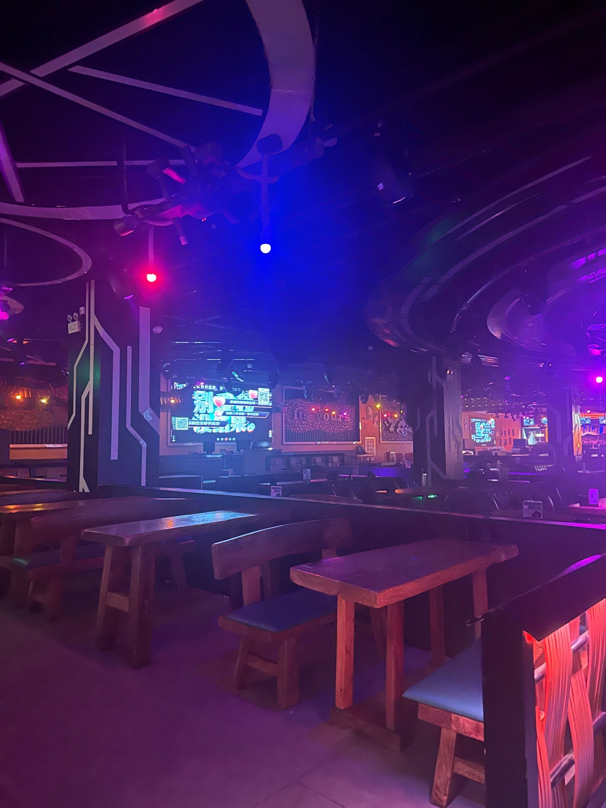 安顺商务ktv划算吗实惠推荐-西秀区ktv预定